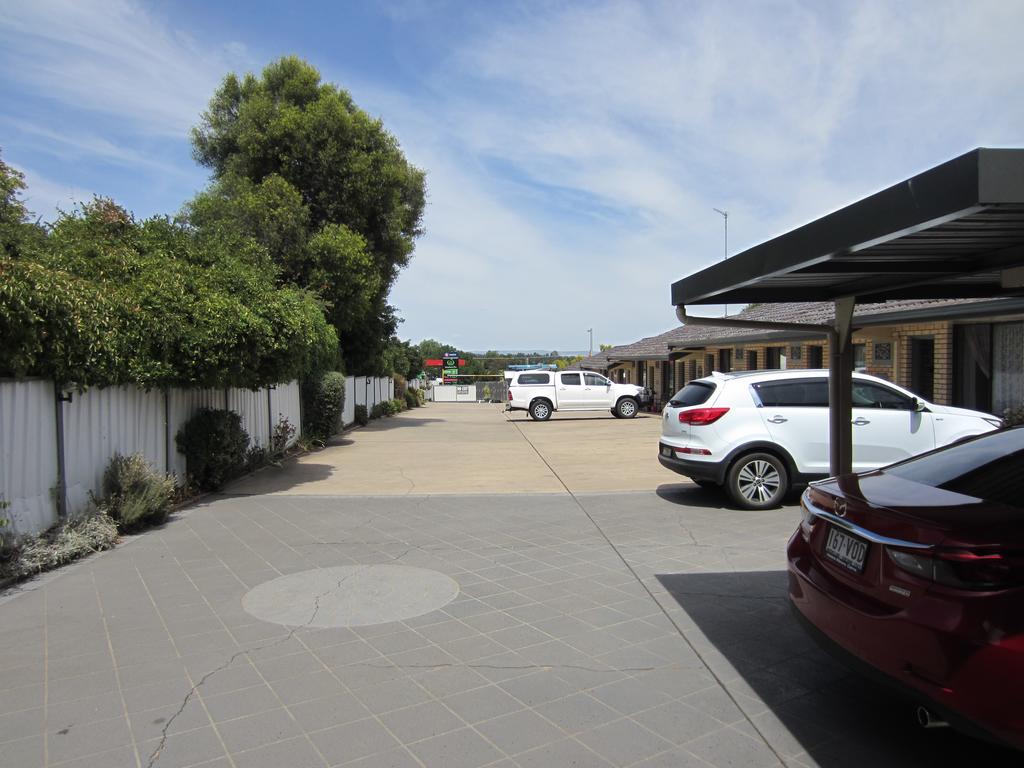 Cowra Crest Motel Exteriér fotografie