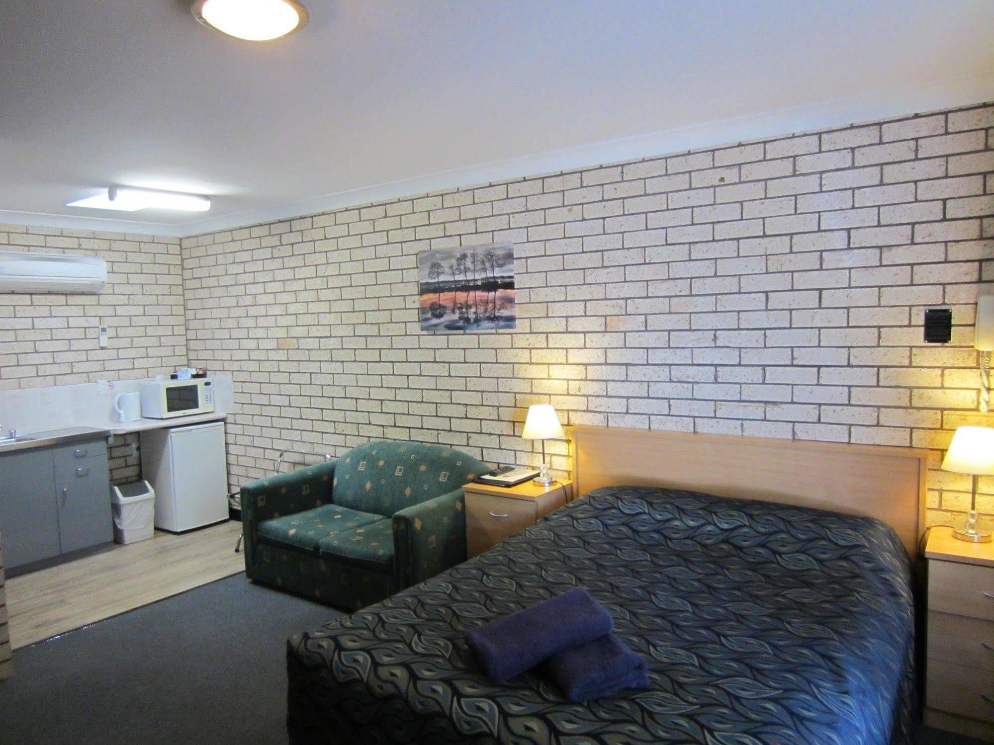 Cowra Crest Motel Exteriér fotografie