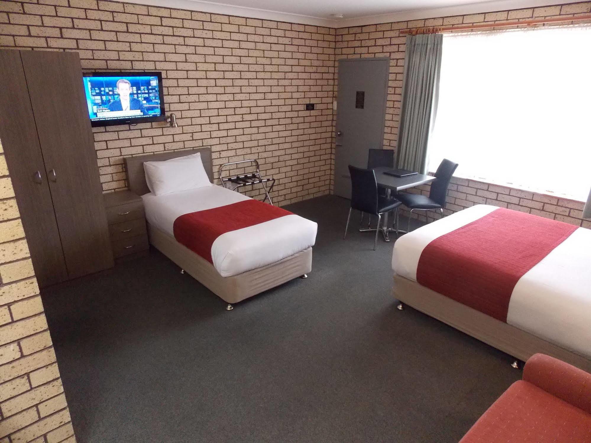 Cowra Crest Motel Exteriér fotografie