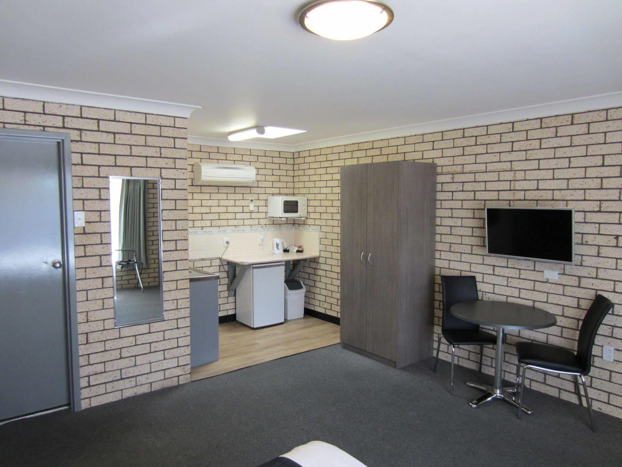 Cowra Crest Motel Exteriér fotografie